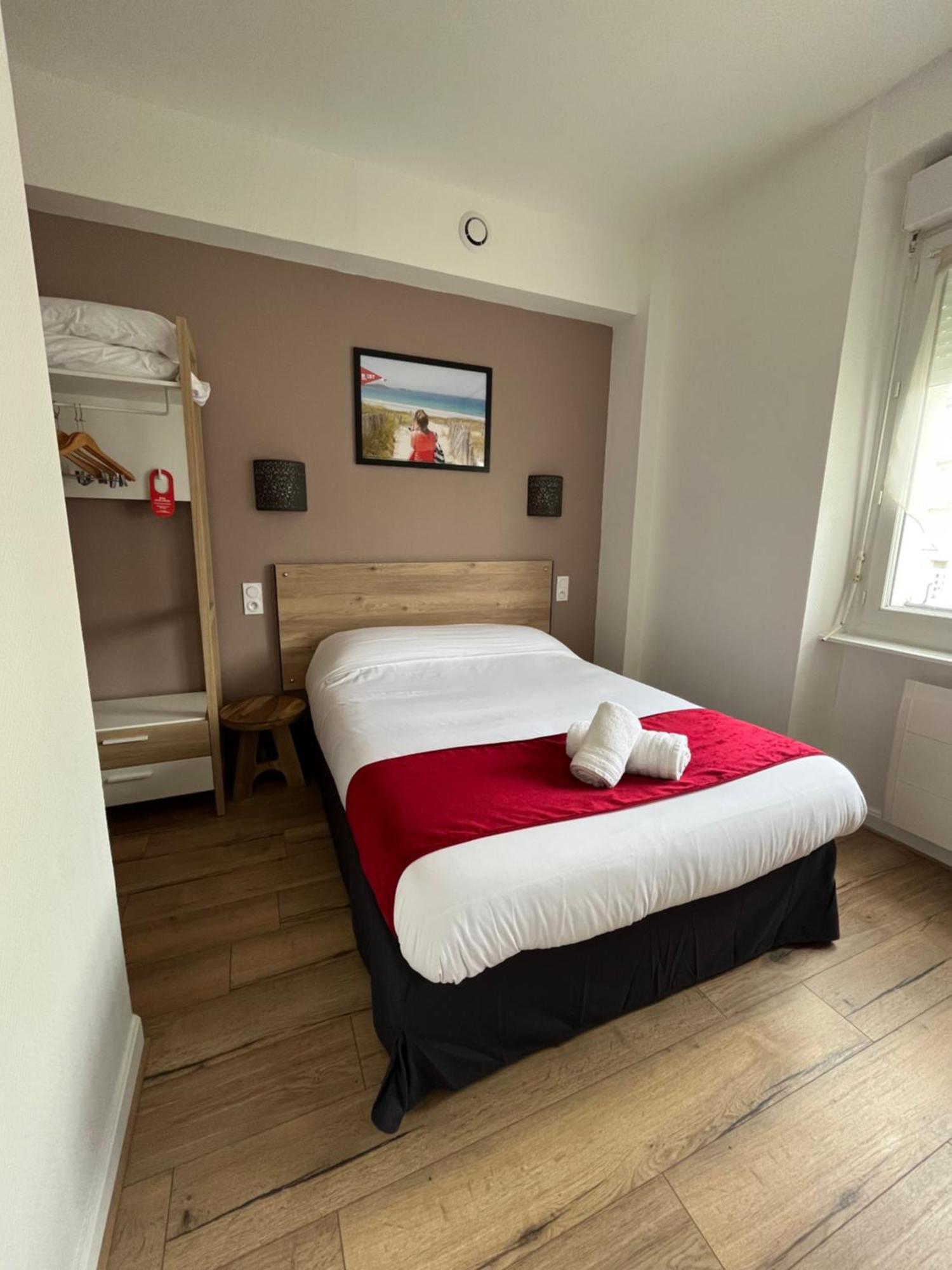 Hotel Agena Brest Buitenkant foto