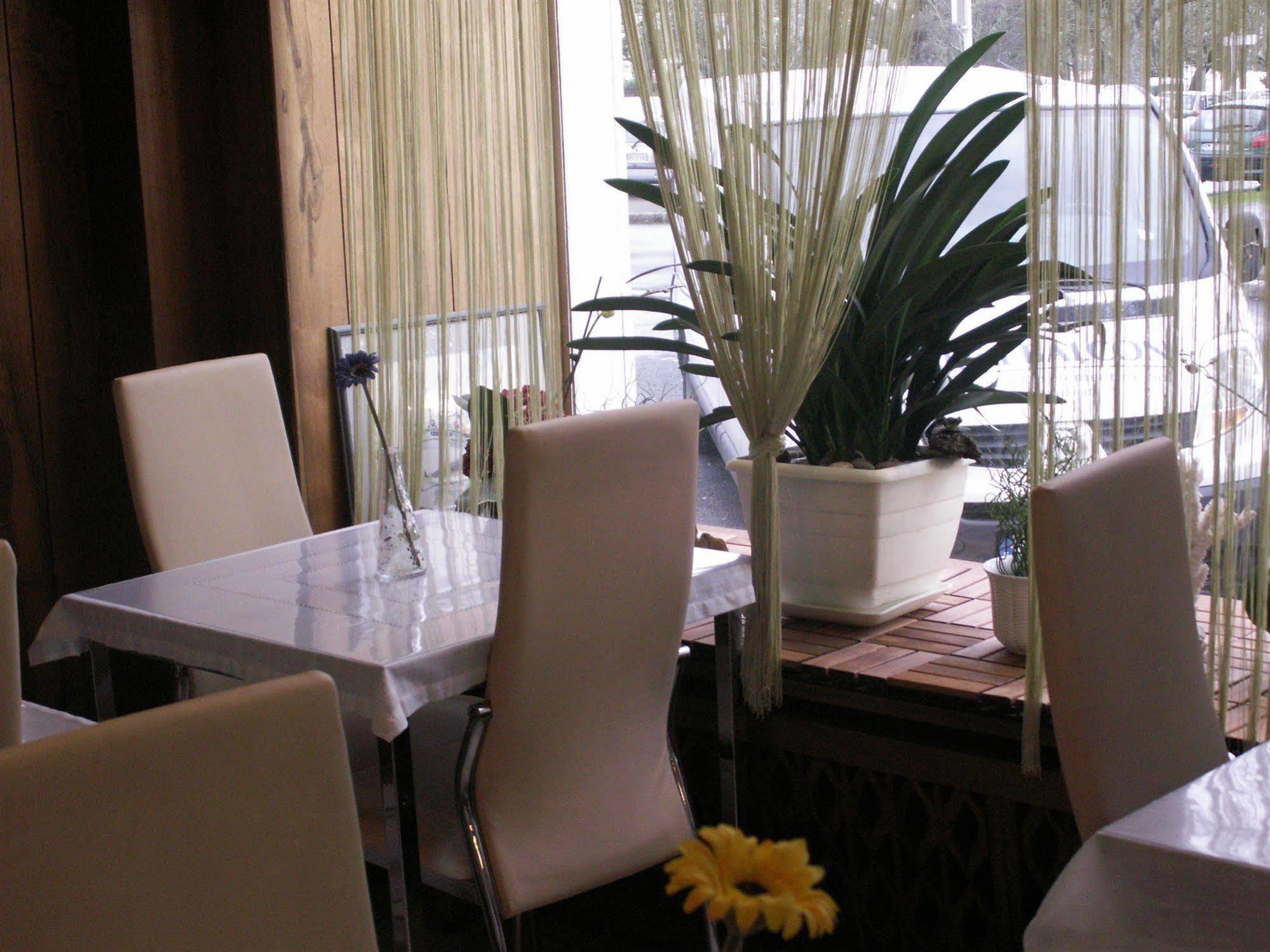Hotel Agena Brest Buitenkant foto